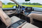 Honda Odyssey Elite Passenger Minivan Interior