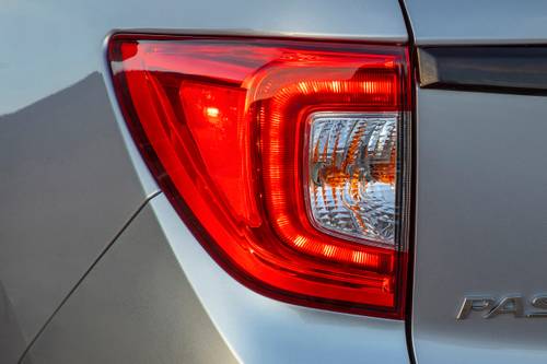 Honda Passport Elite 4dr SUV Exterior Detail