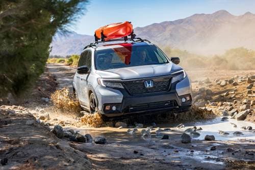 Honda Passport Elite 4dr SUV Lifestyle Exterior