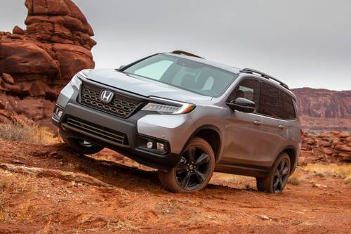 Honda Passport Elite 4dr SUV Lifestyle Exterior