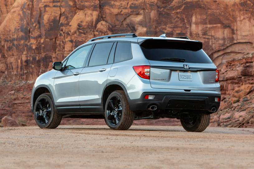 2020 Honda Passport Pictures 165 Photos Edmunds
