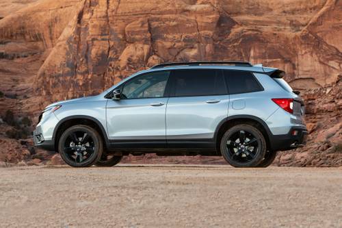 Honda Passport Elite 4dr SUV Profile Shown