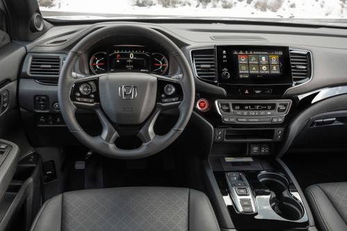 Honda Passport Elite 4dr SUV Steering Wheel Detail