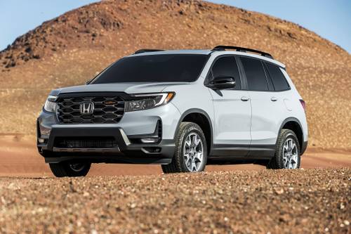 Honda Passport TrailSport 4dr SUV Exterior Shown