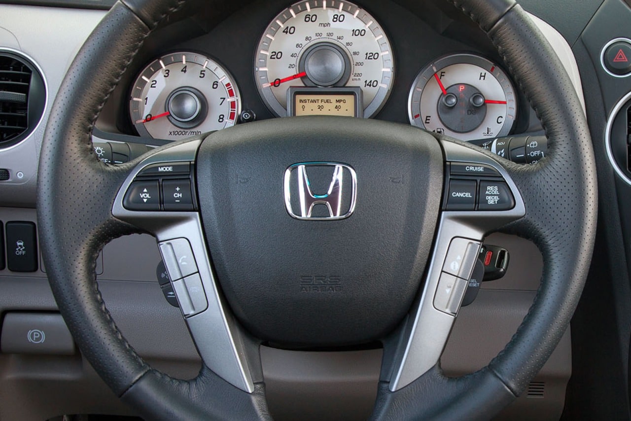 Used 2013 Honda Pilot for sale - Pricing & Features | Edmunds Used 2013 Honda Pilot for sale - Pricing & Features | Edmunds