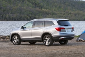 2017 Honda Pilot Pictures - 484 Photos | Edmunds