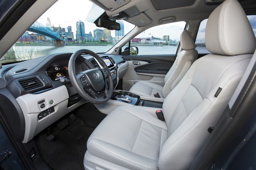 2018 Honda Pilot Pictures 204 Photos Edmunds 2018 Honda Pilot Pictures 204 Photos
