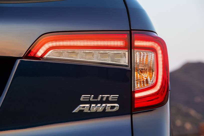 Honda Pilot Elite 4dr SUV Rear Badge