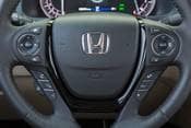 2017 Honda Ridgeline RTL-E Crew Cab Pickup Aux Controls 2017 Honda Ridgeline RTL-E Crew Cab Pickup Aux Controls