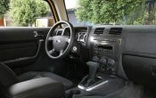 2010 HUMMER H3 Interior