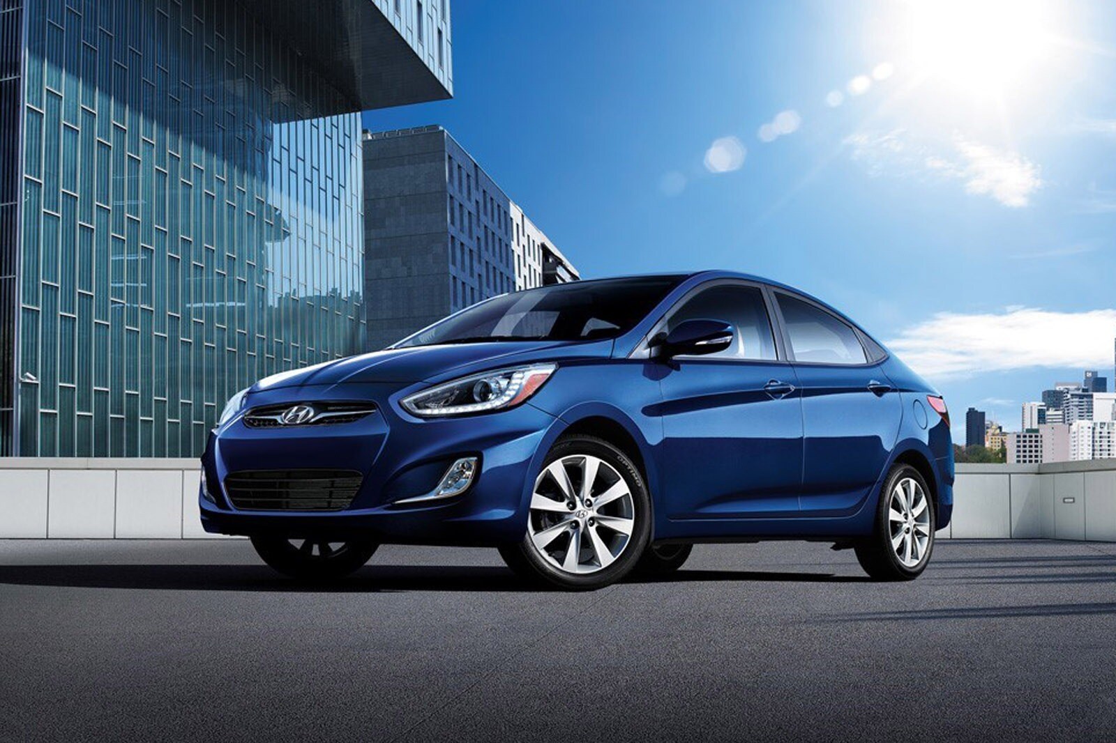2014 Hyundai Accent Starts at $15,455 | Edmunds