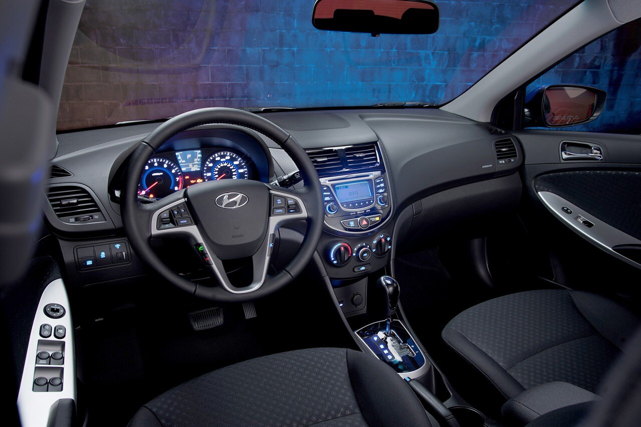 2017 Hyundai Accent Sedan Pricing For Edmunds 2017 Hyundai Accent Value Edition Sedan Dashboard