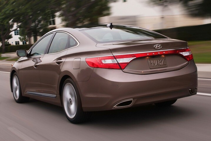 Top 10 Sedans for Tall Drivers for 2014 | Edmunds