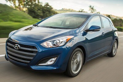 Used 2016 Hyundai Elantra Gt Base Hatchback Features Specs Edmunds 2016 Hyundai Elantra Gt 4dr Hatchback Exterior