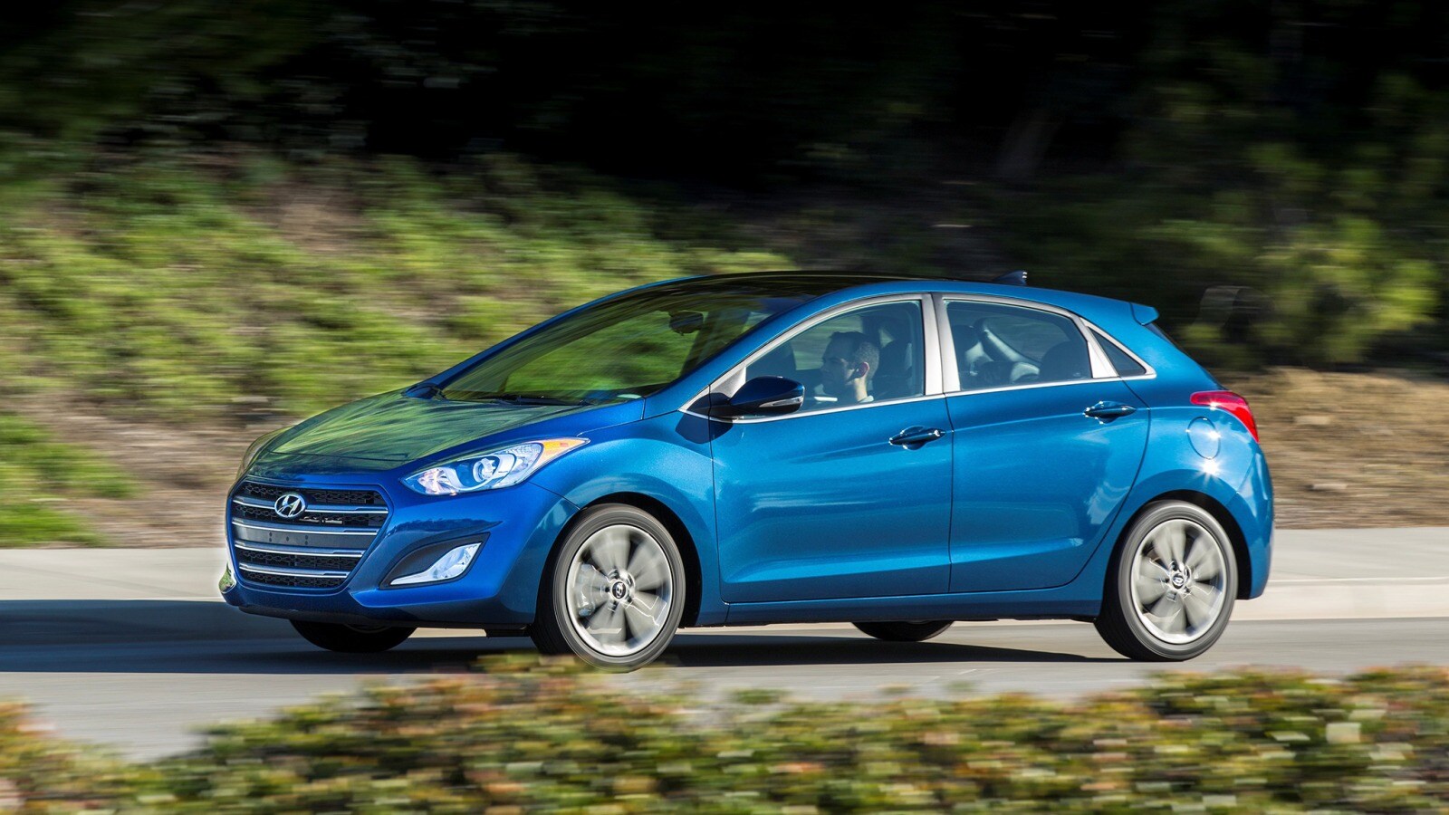 2017 Hyundai Elantra Gt Review Ratings Edmunds
