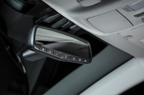 2017 Hyundai Elantra Limited Sedan Interior Detail
