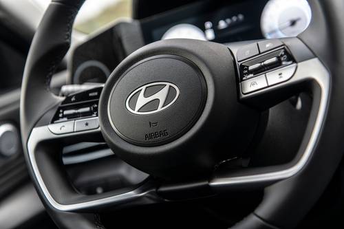 2025 Hyundai Elantra Limited Sedan Interior Detail