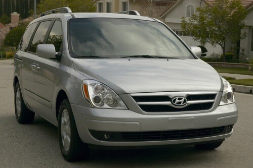 2007 Hyundai Entourage Limited Passenger Minivan Exterior