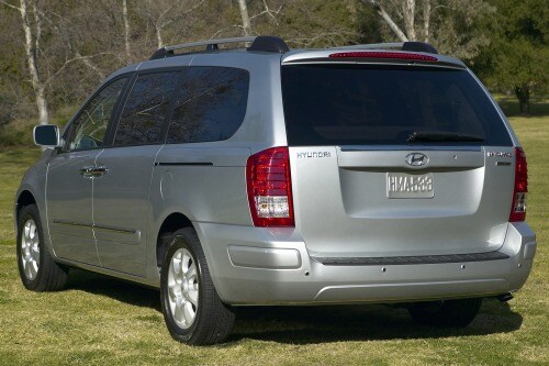 2007 Hyundai Entourage Limited Passenger Minivan Exterior