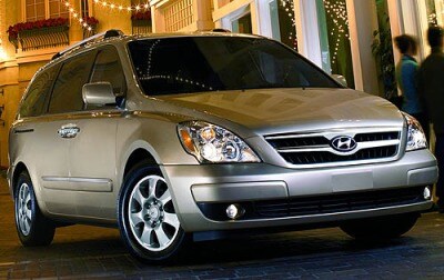 2008 Hyundai Entourage