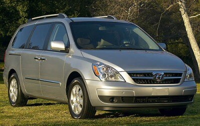 2008 Hyundai Entourage