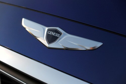 2016 Hyundai Genesis 5.0 Sedan Front Badge
