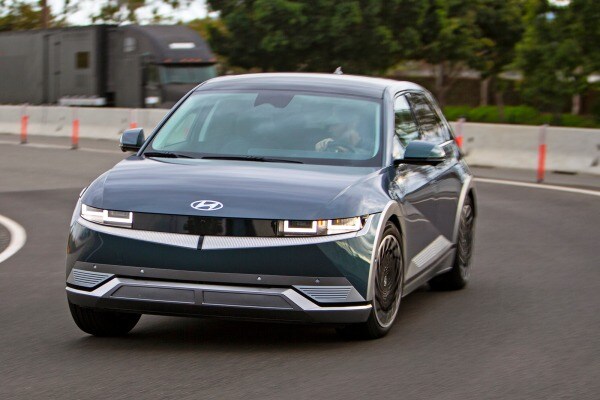 2022 Hyundai Ioniq 5 vs. 2021 Tesla Model Y: Which EV Is Best?