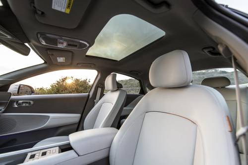 Hyundai IONIQ 6 Limited Sedan Interior Detail