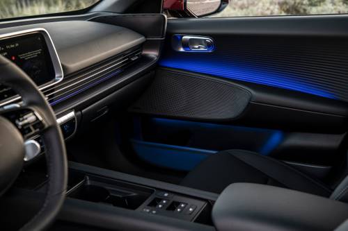 Hyundai IONIQ 6 Limited Sedan Interior Detail