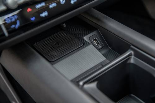 Hyundai IONIQ 6 Limited Sedan Interior Detail