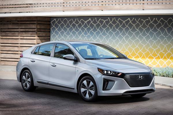 2019 Hyundai Ioniq Plug-In Hybrid Hatchback