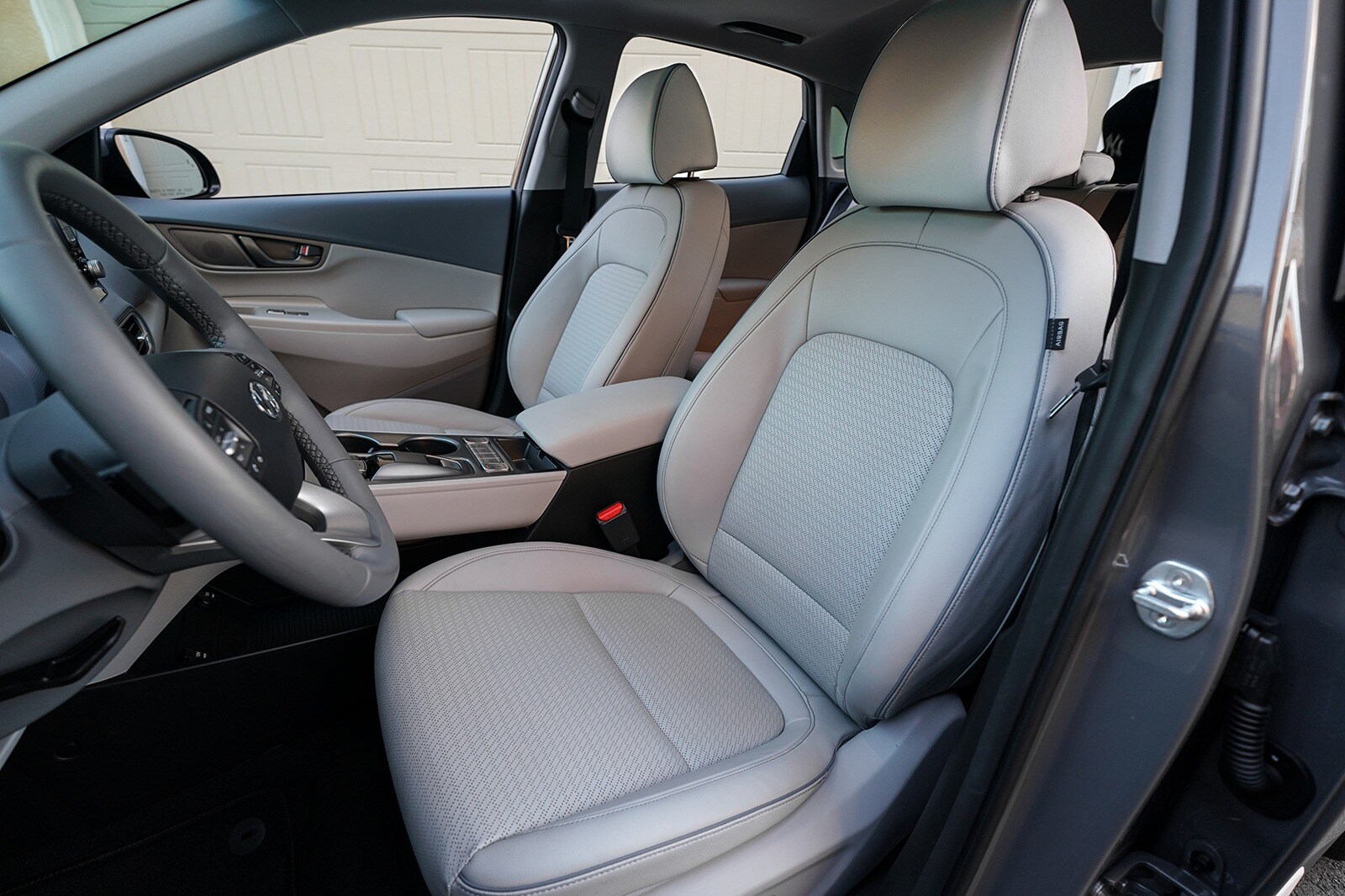 Best Electric Cars Top Rated Evs For 2019 Edmunds
