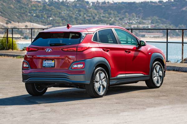 2019 Kia Optima Plug In Hybrid Vs 2019 Hyundai Kona Electric