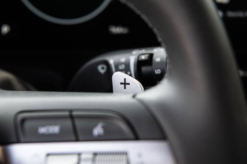 2025 Hyundai Kona Limited 4dr SUV Interior Detail