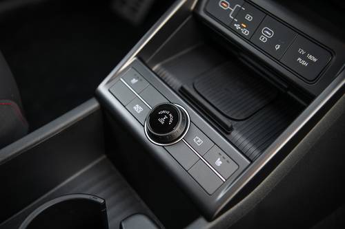 2025 Hyundai Kona N Line 4dr SUV Aux Controls