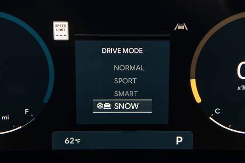 2025 Hyundai Santa Cruz XRT Crew Cab Pickup Interior Detail