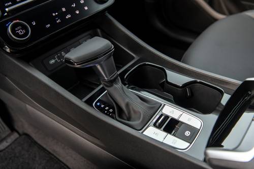 2025 Hyundai Santa Cruz XRT Crew Cab Pickup Shifter