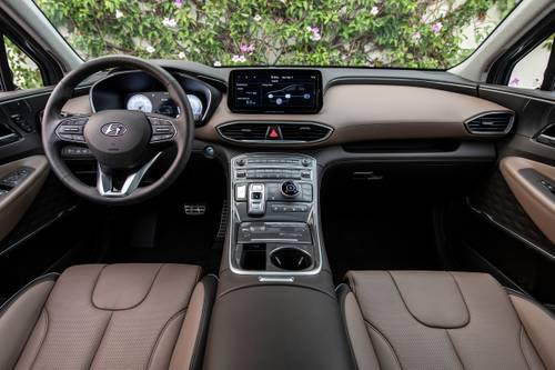 Hyundai Santa Fe Hybrid Limited 4dr SUV Dashboard Shown
