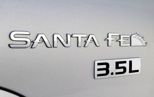 2006 Hyundai Santa Fe GLS Badging