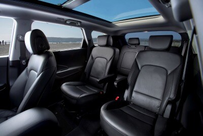 2017 Hyundai Santa Fe Suv Pictures 209 Photos Edmunds 2017 Hyundai Santa Fe Limited Ultimate 4dr Suv Rear Interior