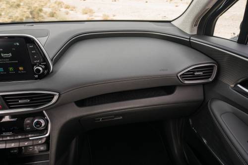 2020 Hyundai Santa Fe Limited 2.0T 4dr SUV Interior Detail