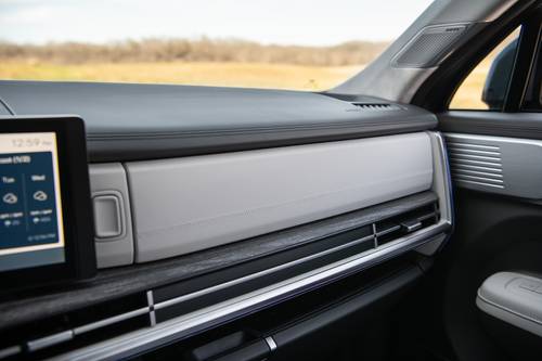 2024 Hyundai Santa Fe Calligraphy 4dr SUV Interior Detail