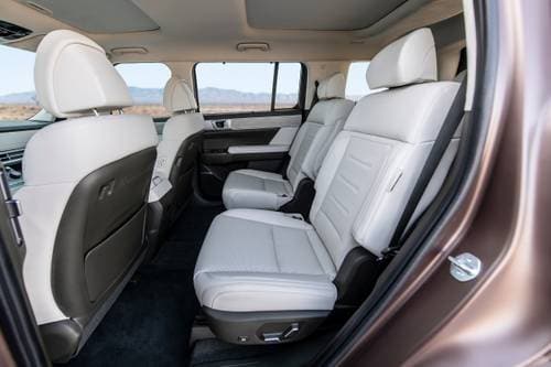2024 Hyundai Santa Fe Calligraphy 4dr SUV Interior