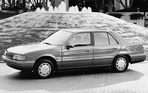 1991 Hyundai Sonata 4 Dr GLS Sedan