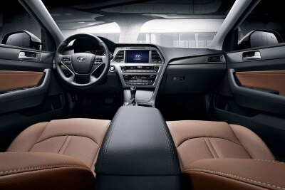Used 2016 Hyundai Sonata Limited 2 0t Sedan Review Ratings Edmunds 2016 Hyundai Sonata Limited W Ultimate Package Sedan Dashboard Shown
