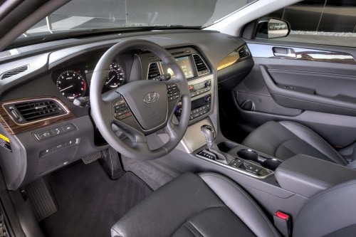 2016 Hyundai Sonata Limited w/Ultimate Package Sedan Interior Shown