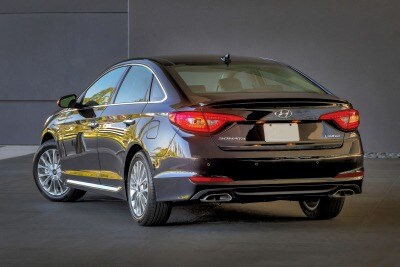 Used 2016 Hyundai Sonata Sport Sedan Review Ratings Edmunds 2016 Hyundai Sonata Limited W Ultimate Package Sedan Exterior