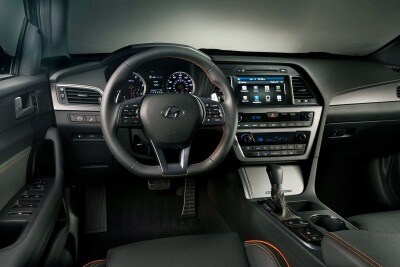 2016 Hyundai Sonata Sedan Review Edmunds 2016 Hyundai Sonata Sport 2 0t W Black Leather Sedan Interior