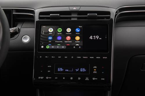 Hyundai Tucson Plug-In Hybrid Limited 4dr SUV Center Console