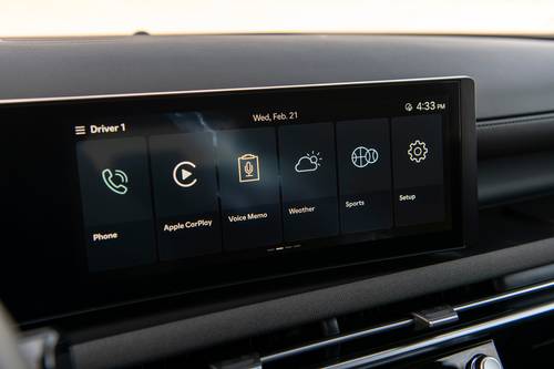 2025 Hyundai Tucson Plug-In Hybrid Limited 4dr SUV Center Console